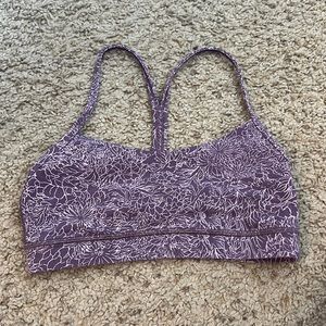 Lululemon Sports Bra sz 6